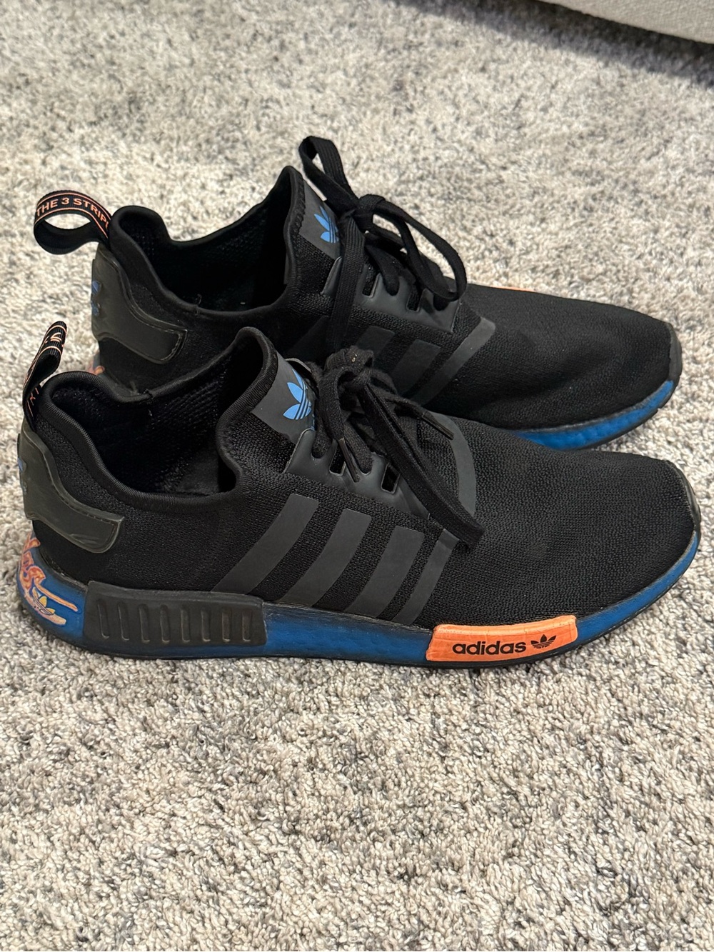 Adidas Men’s NMD R1 Graffiti Black Bluebird Sneakers Size 12